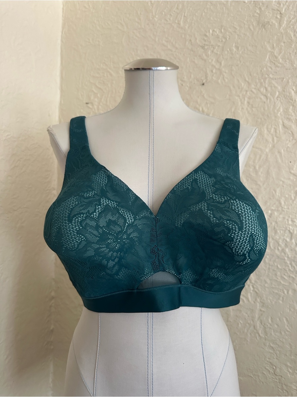 Cacique Teal Blue Lace Cooling Mesh Lightly Lined No Wire Bra 44D Wireless